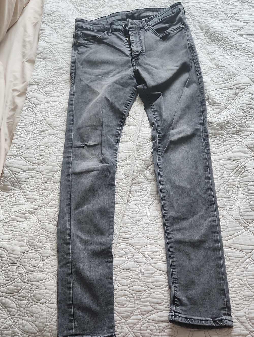 Men's H&M &DENIM Skinny Tech Stretch Jeans in Grey Wash